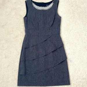 Faux pearl collar gray dress